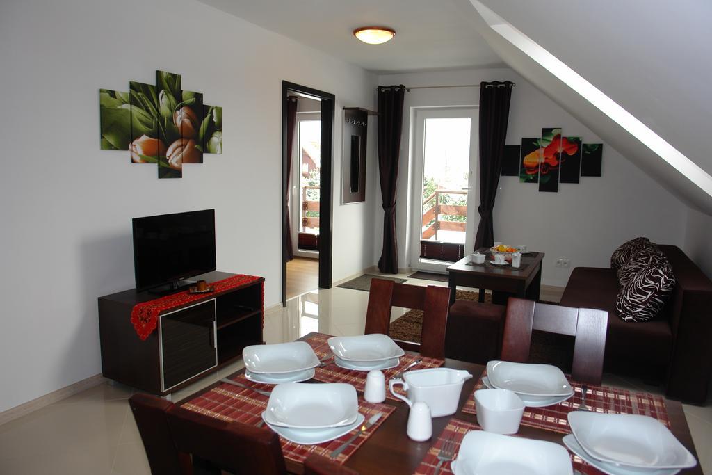 JD Apartamenty Myslakowice Ruang foto