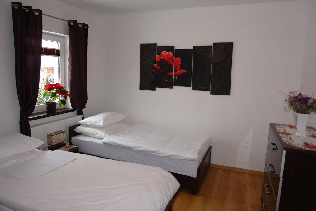 JD Apartamenty Myslakowice Ruang foto
